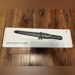 NEW T3 SinglePass Whirl Styling Wand